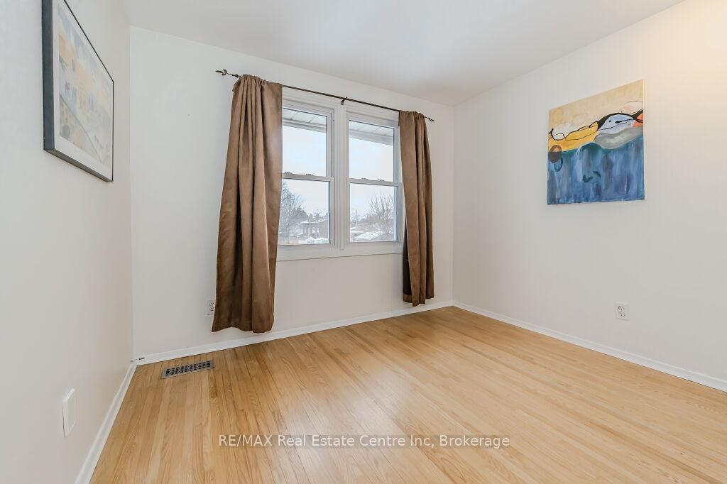 Photo 25 of 70 Gail Street, Cambridge — HOMEH