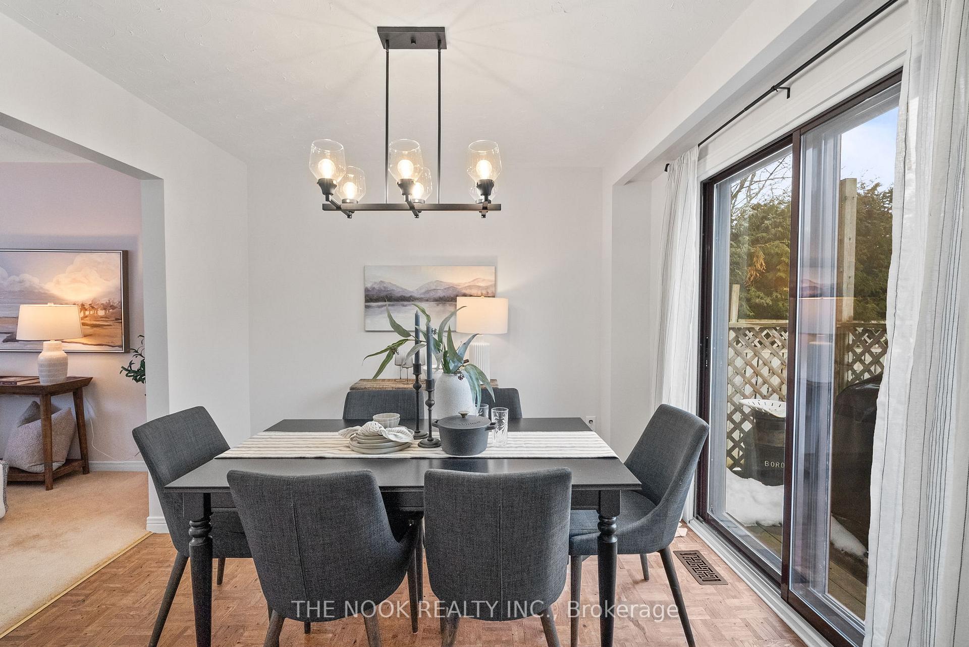 Photo 7 of 3 Strike Avenue, Clarington, Bowmanville — HOMEH