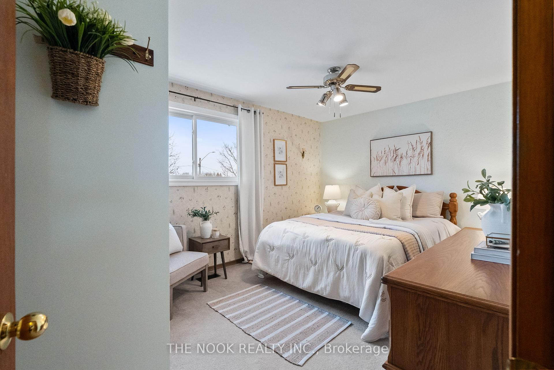 Photo 15 of 3 Strike Avenue, Clarington, Bowmanville — HOMEH