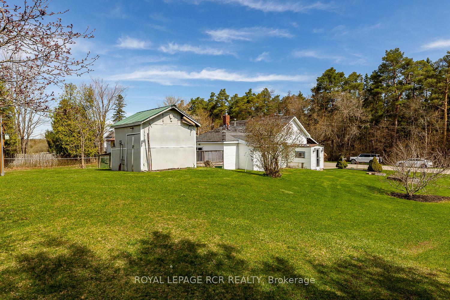 Photo 9 of 48 Cardwell Street, Caledon, Alton — HOMEH