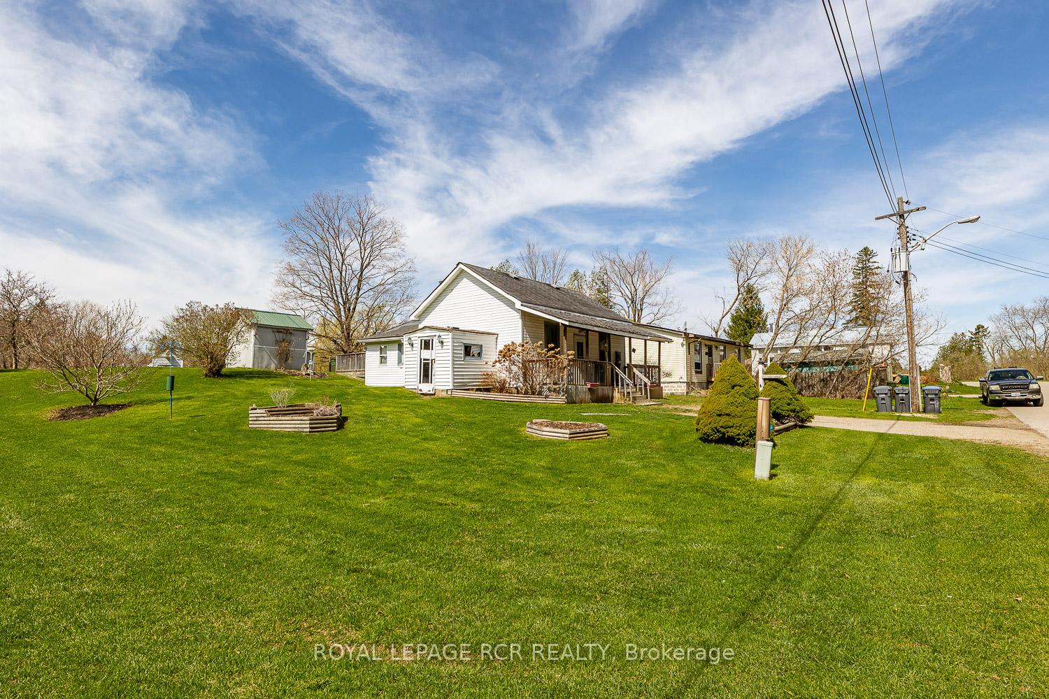 Photo 15 of 48 Cardwell Street, Caledon, Alton — HOMEH