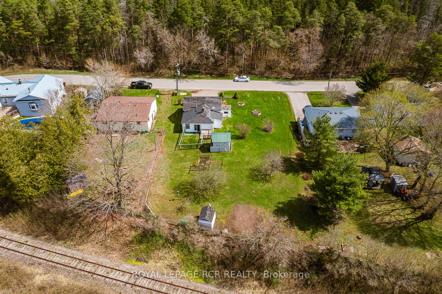 Photo 31 of 48 Cardwell Street, Caledon, Alton — HOMEH