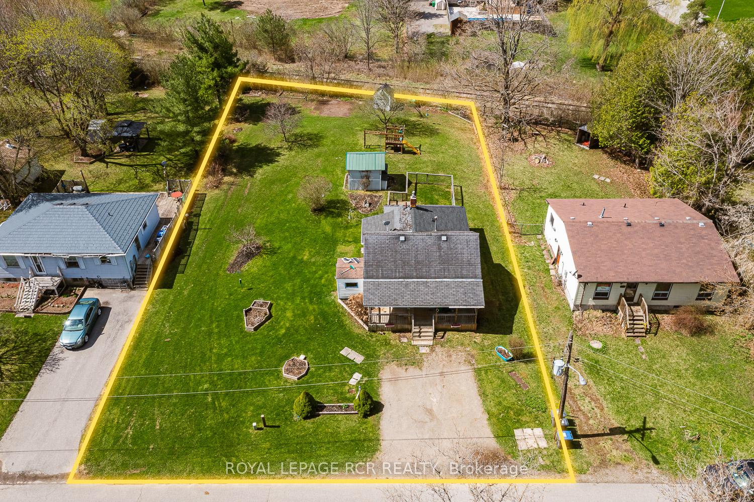 Photo 33 of 48 Cardwell Street, Caledon, Alton — HOMEH