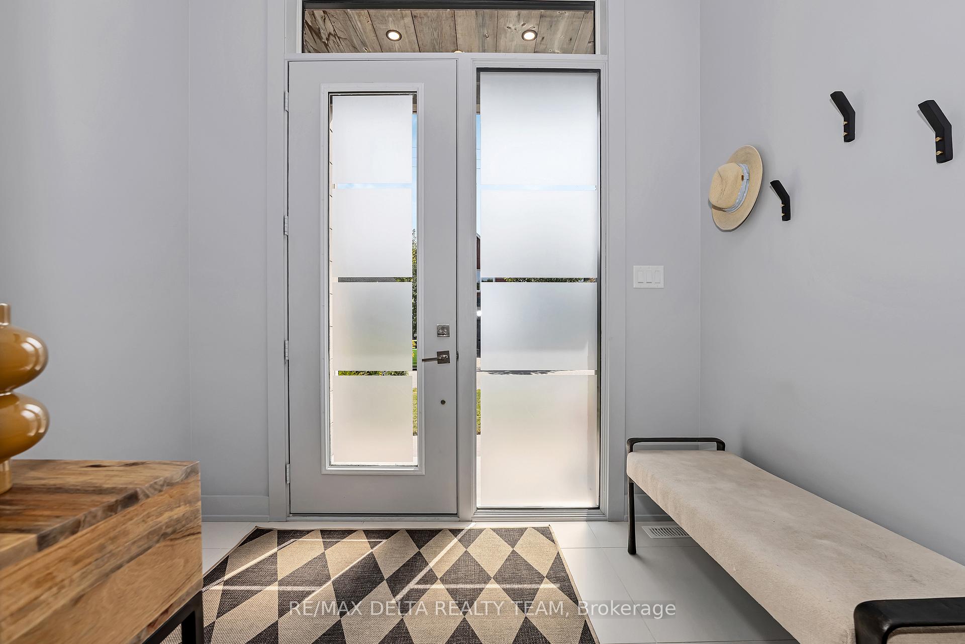 Photo 3 of 1179 Kingston Avenue, Ottawa, Carlington — HOMEH