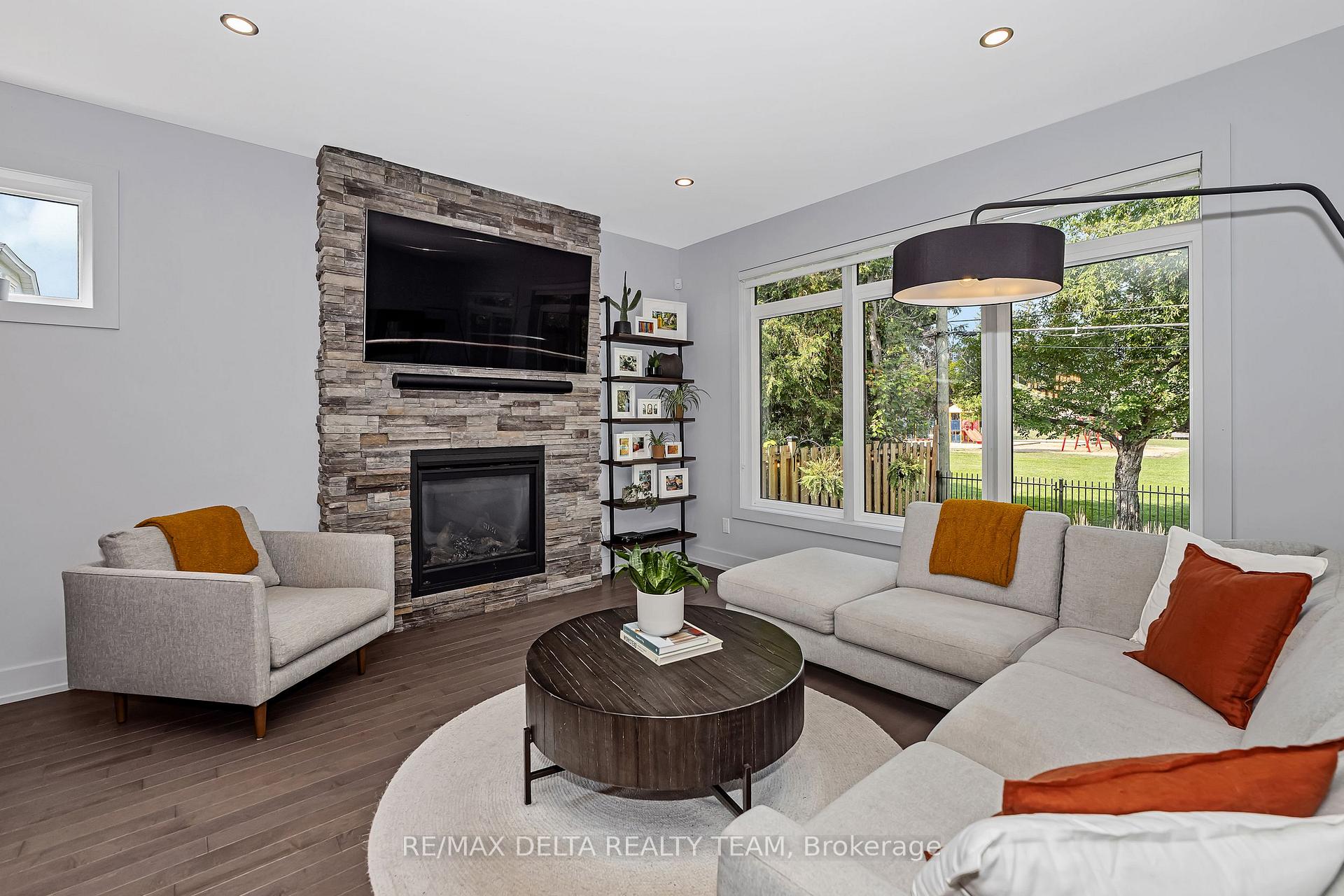 Photo 6 of 1179 Kingston Avenue, Ottawa, Carlington — HOMEH