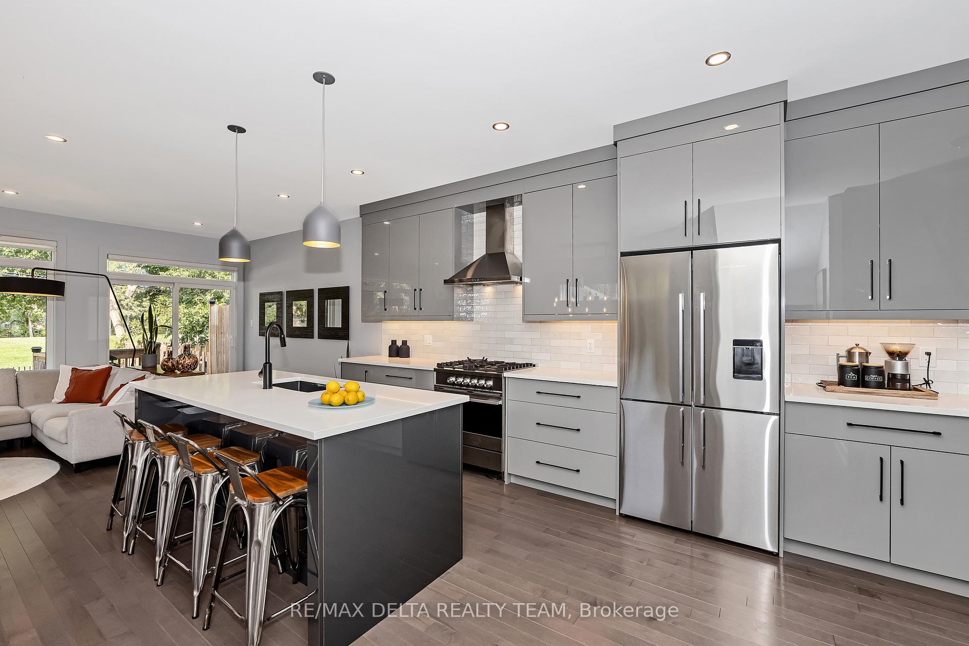 Photo 8 of 1179 Kingston Avenue, Ottawa, Carlington — HOMEH