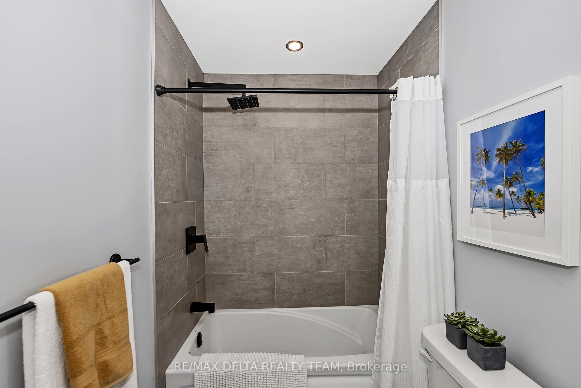Photo 18 of 1179 Kingston Avenue, Ottawa, Carlington — HOMEH
