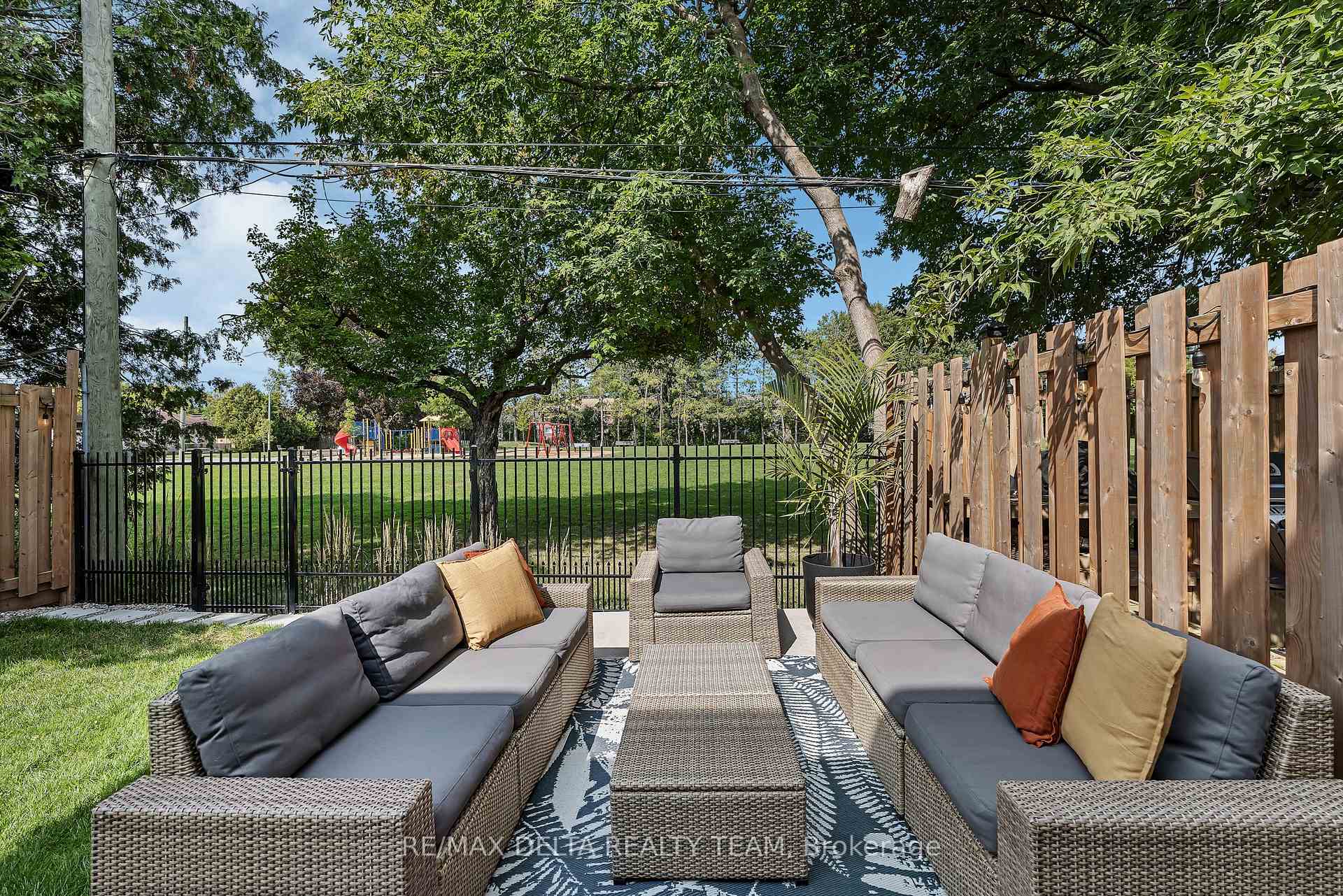 Photo 31 of 1179 Kingston Avenue, Ottawa, Carlington — HOMEH