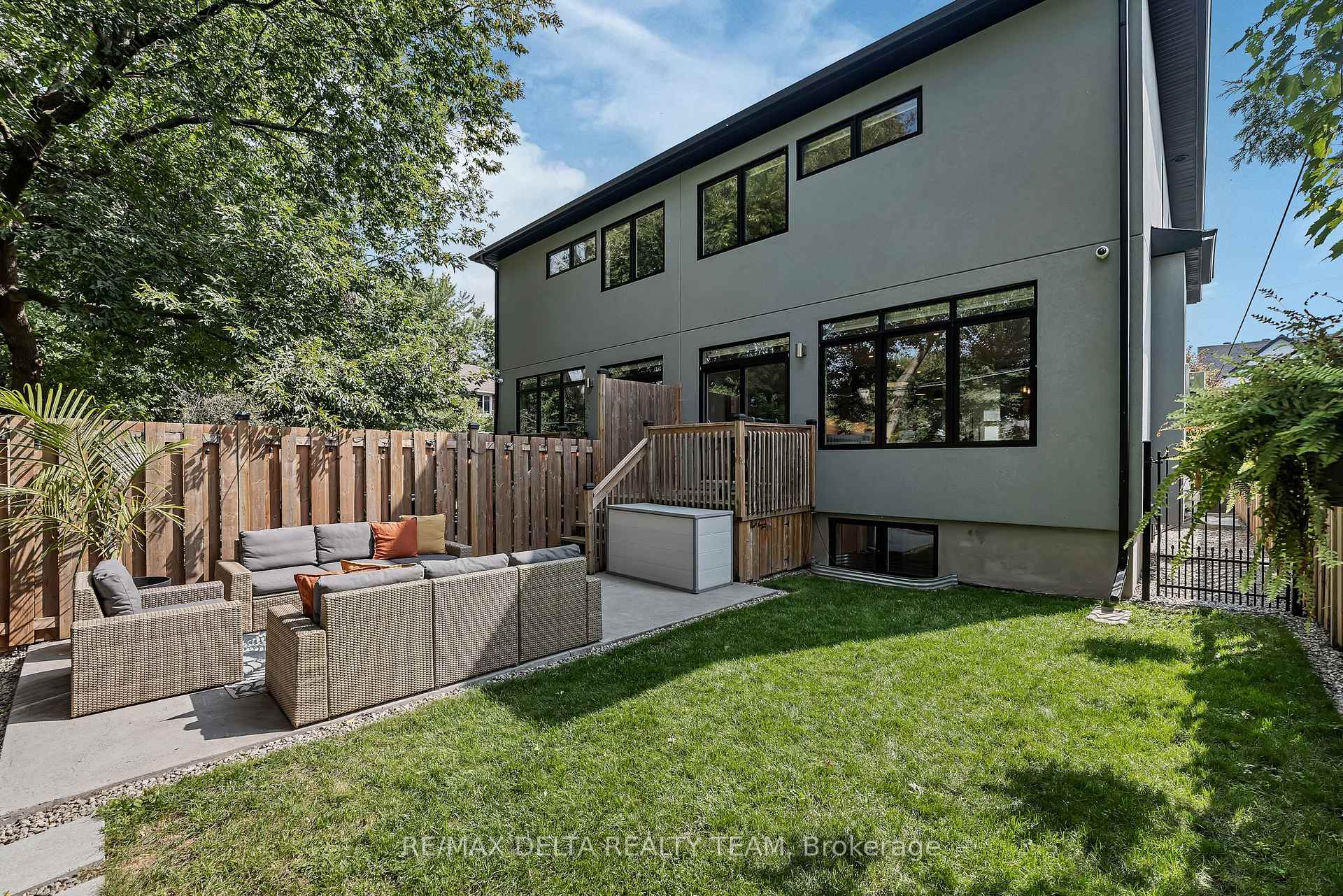 Photo 32 of 1179 Kingston Avenue, Ottawa, Carlington — HOMEH