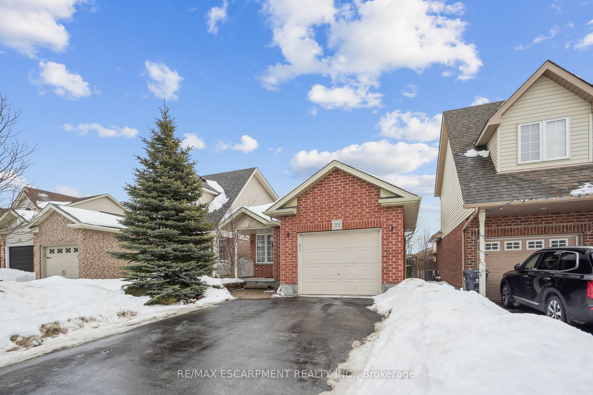 Photo 4 of 33 Maude Lane, Guelph, Grange Road — HOMEH