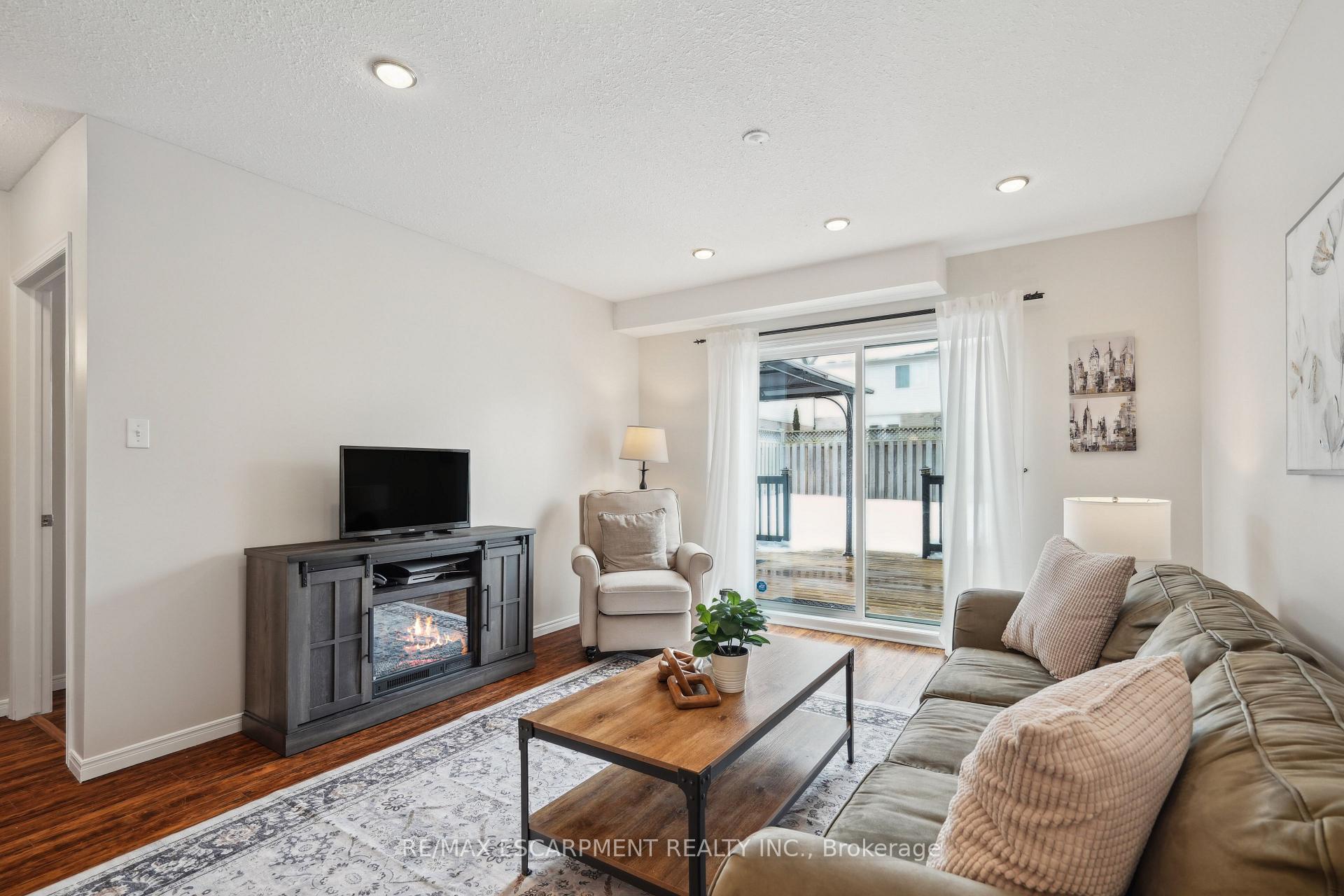 Photo 14 of 33 Maude Lane, Guelph, Grange Road — HOMEH