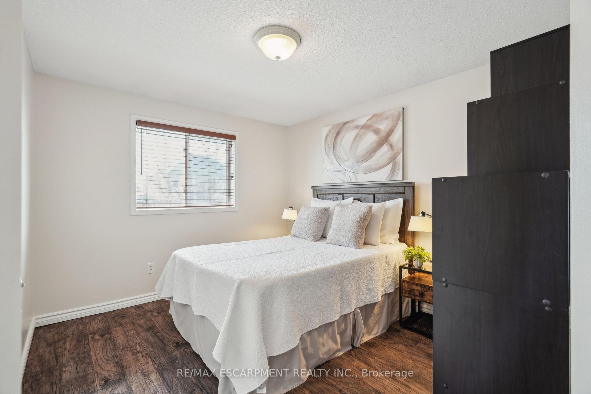 Photo 23 of 33 Maude Lane, Guelph, Grange Road — HOMEH