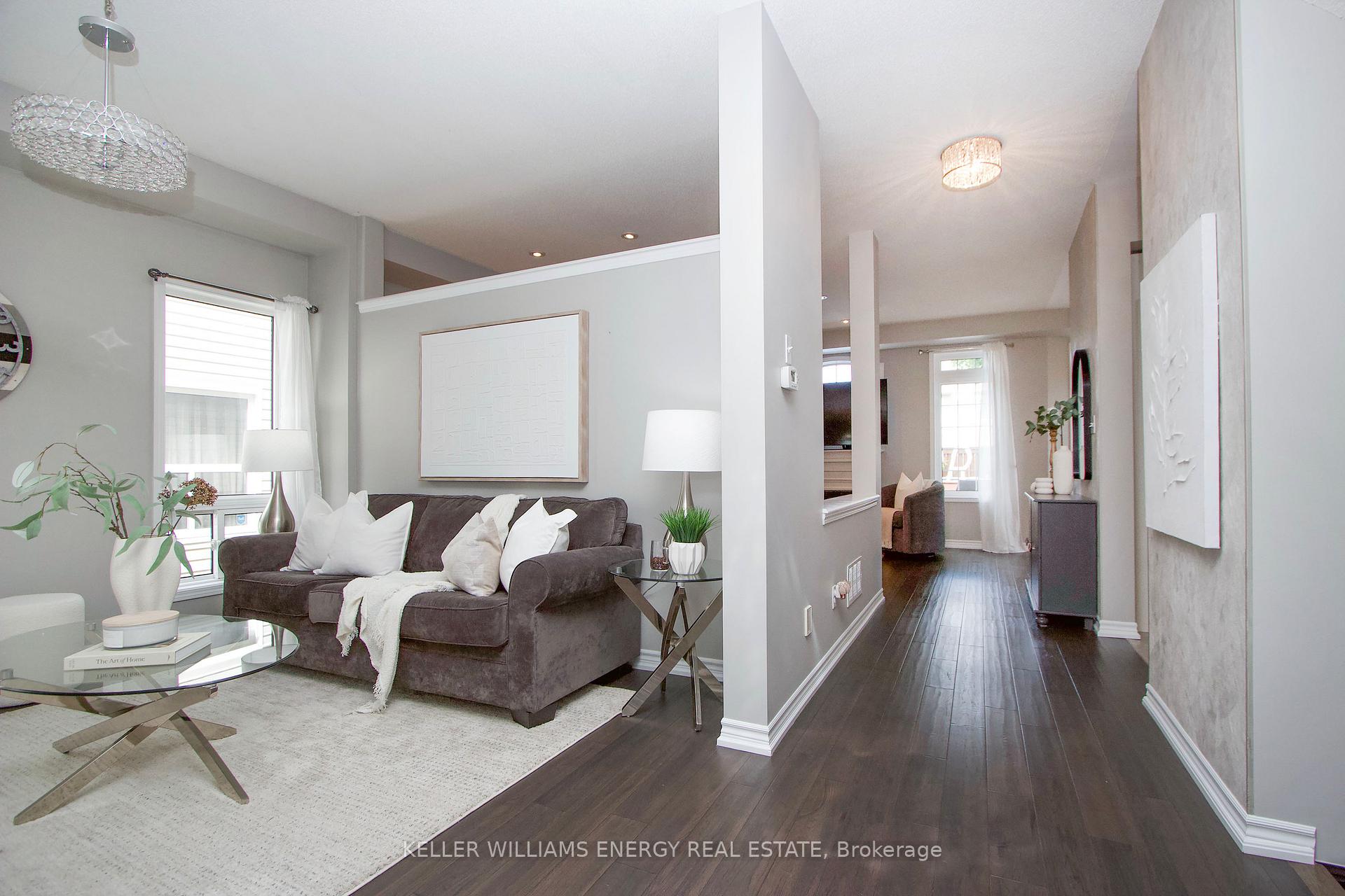 Photo 10 of 157 Dadson Drive, Clarington, Bowmanville — HOMEH