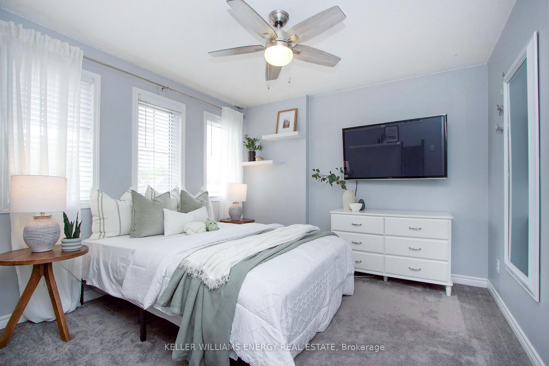 Photo 25 of 157 Dadson Drive, Clarington, Bowmanville — HOMEH
