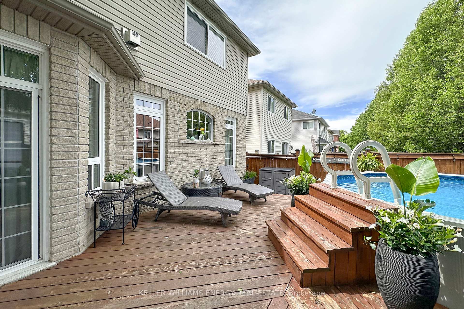 Photo 36 of 157 Dadson Drive, Clarington, Bowmanville — HOMEH