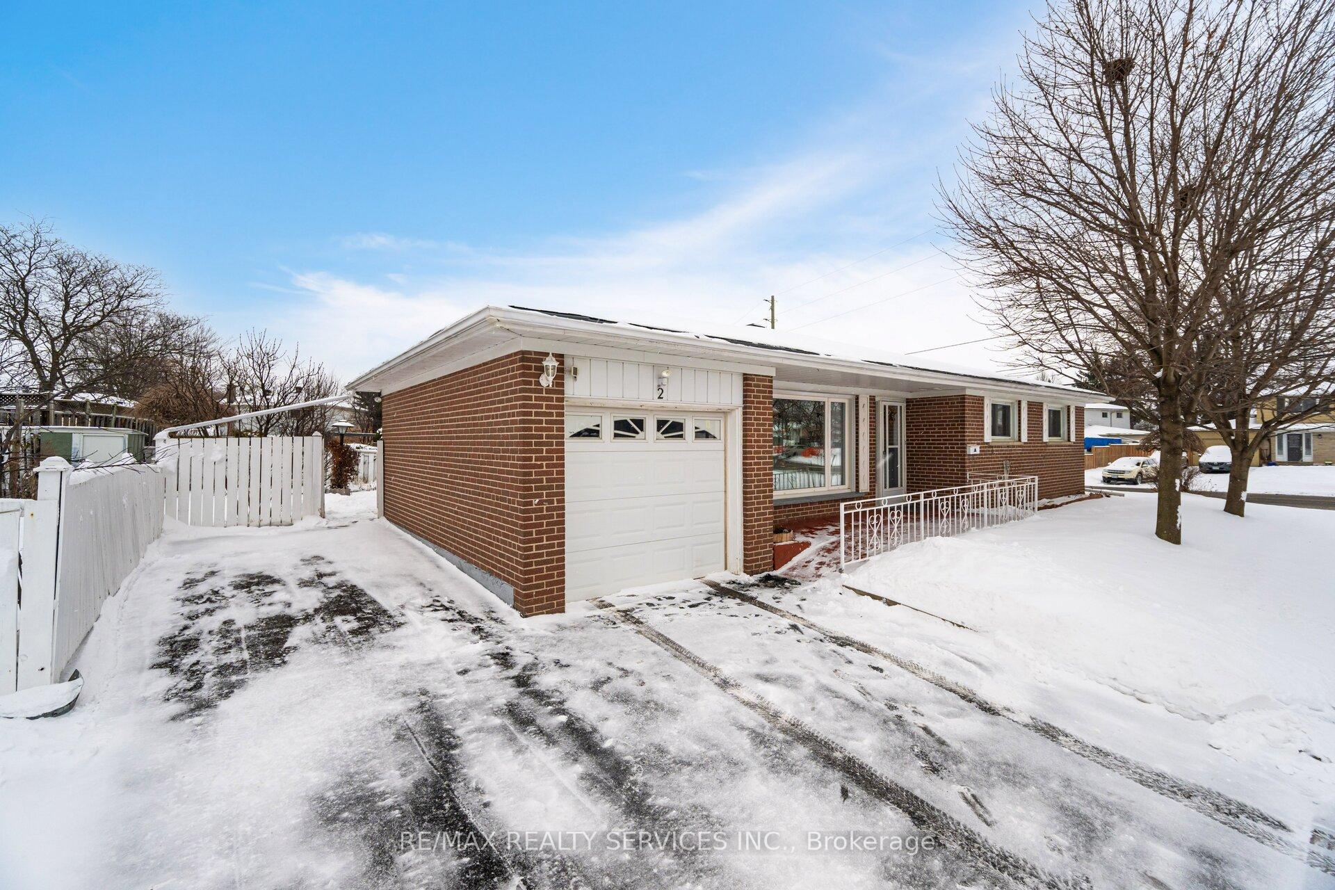 Photo 2 of 2 Lewis Street, Halton Hills, Georgetown — HOMEH