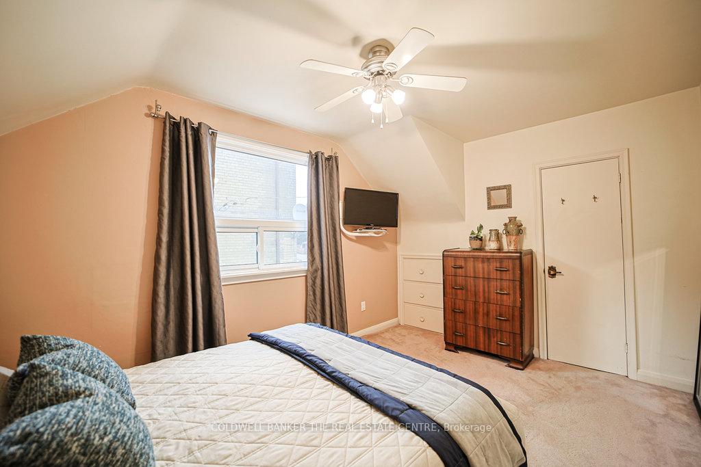 Photo 14 of 34 Crestview Avenue, Brampton, Brampton East — HOMEH