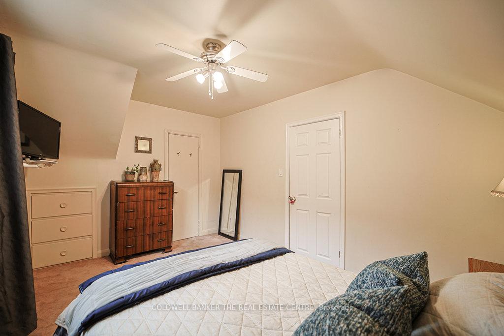 Photo 16 of 34 Crestview Avenue, Brampton, Brampton East — HOMEH