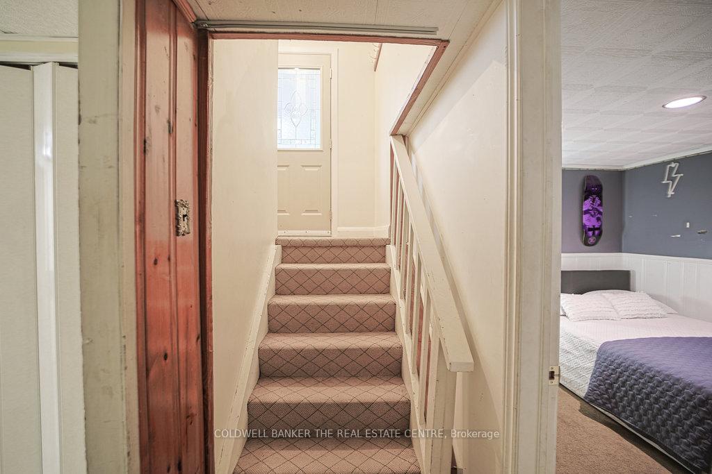 Photo 23 of 34 Crestview Avenue, Brampton, Brampton East — HOMEH