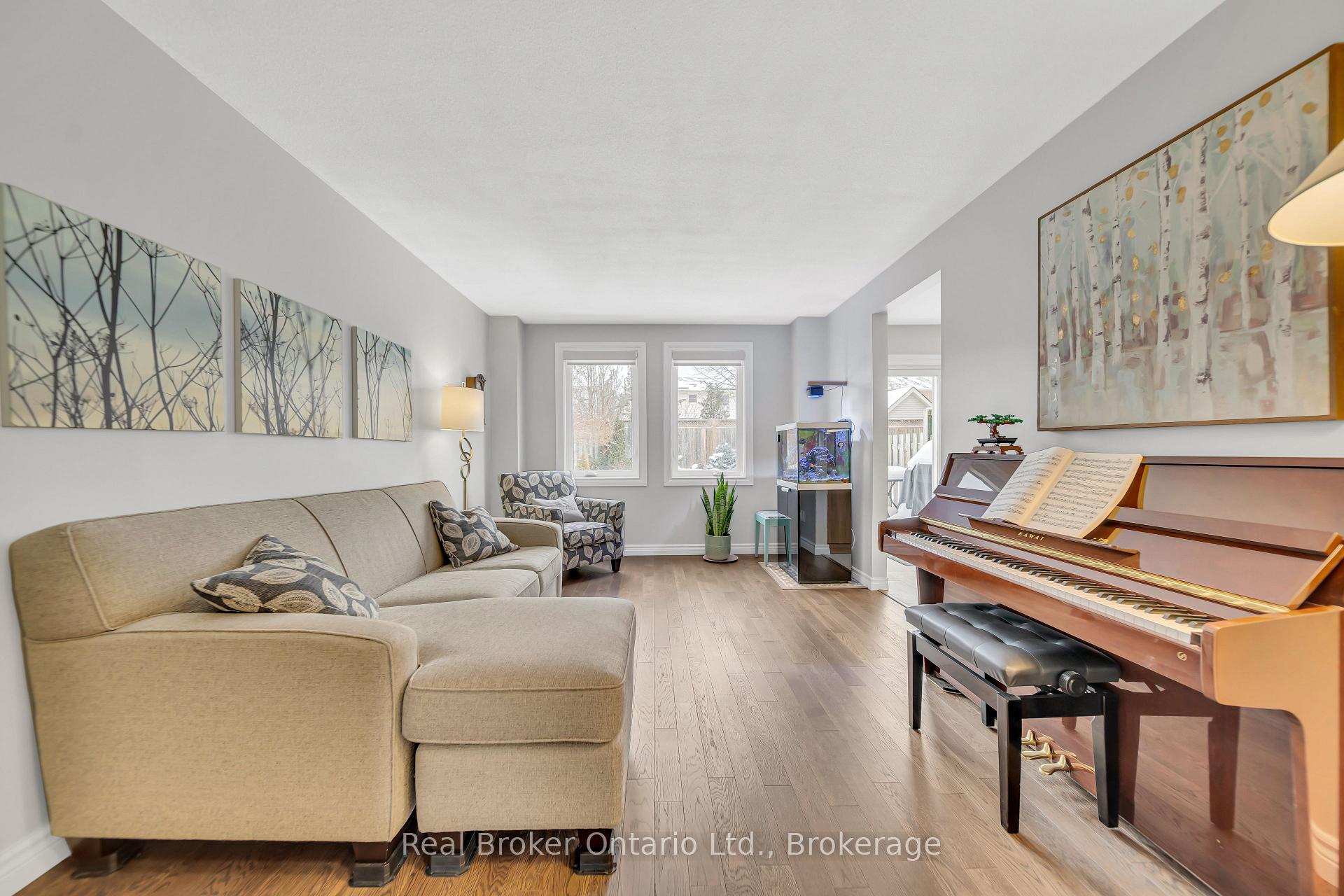 Photo 4 of 62 Juniper Street, Cambridge, Hespeler Village — HOMEH