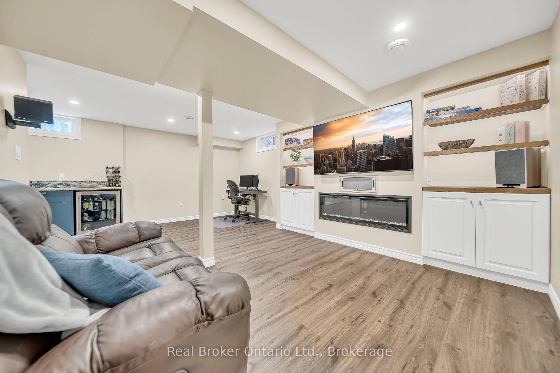 Photo 27 of 62 Juniper Street, Cambridge, Hespeler Village — HOMEH