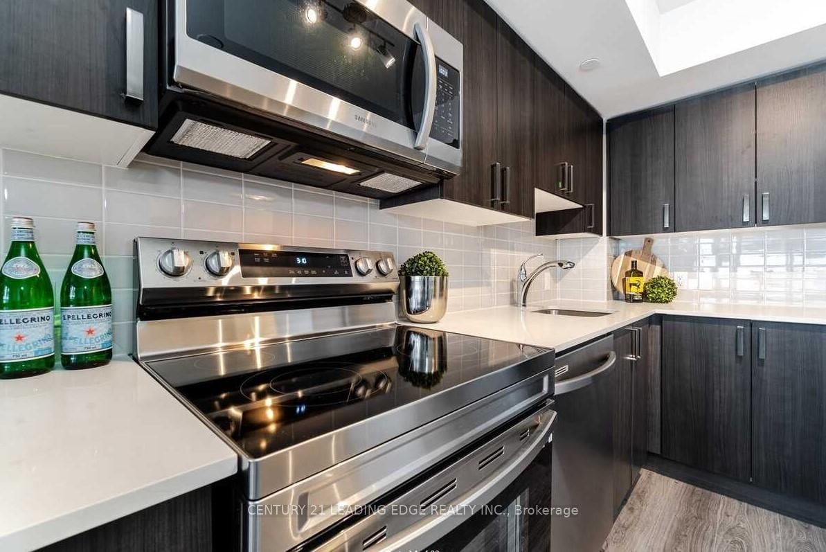 Photo 6 of Unit 206, 1480 Bayly St, Pickering, Bay Ridges — HOMEH