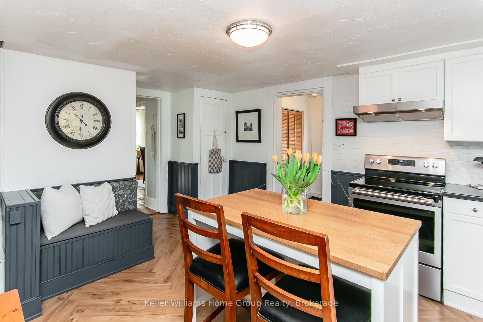 Photo 16 of 21 Inkerman Street, Guelph, Junction/Onward Willow — HOMEH