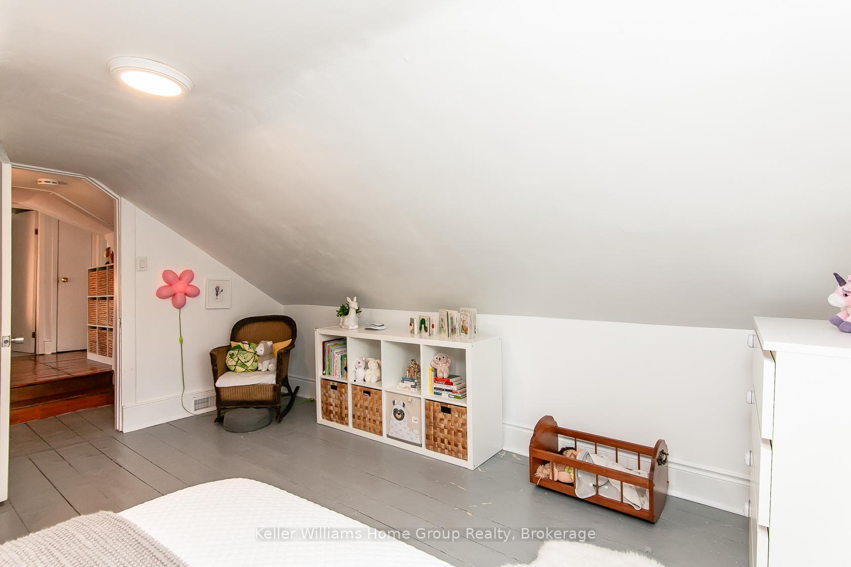Photo 34 of 21 Inkerman Street, Guelph, Junction/Onward Willow — HOMEH