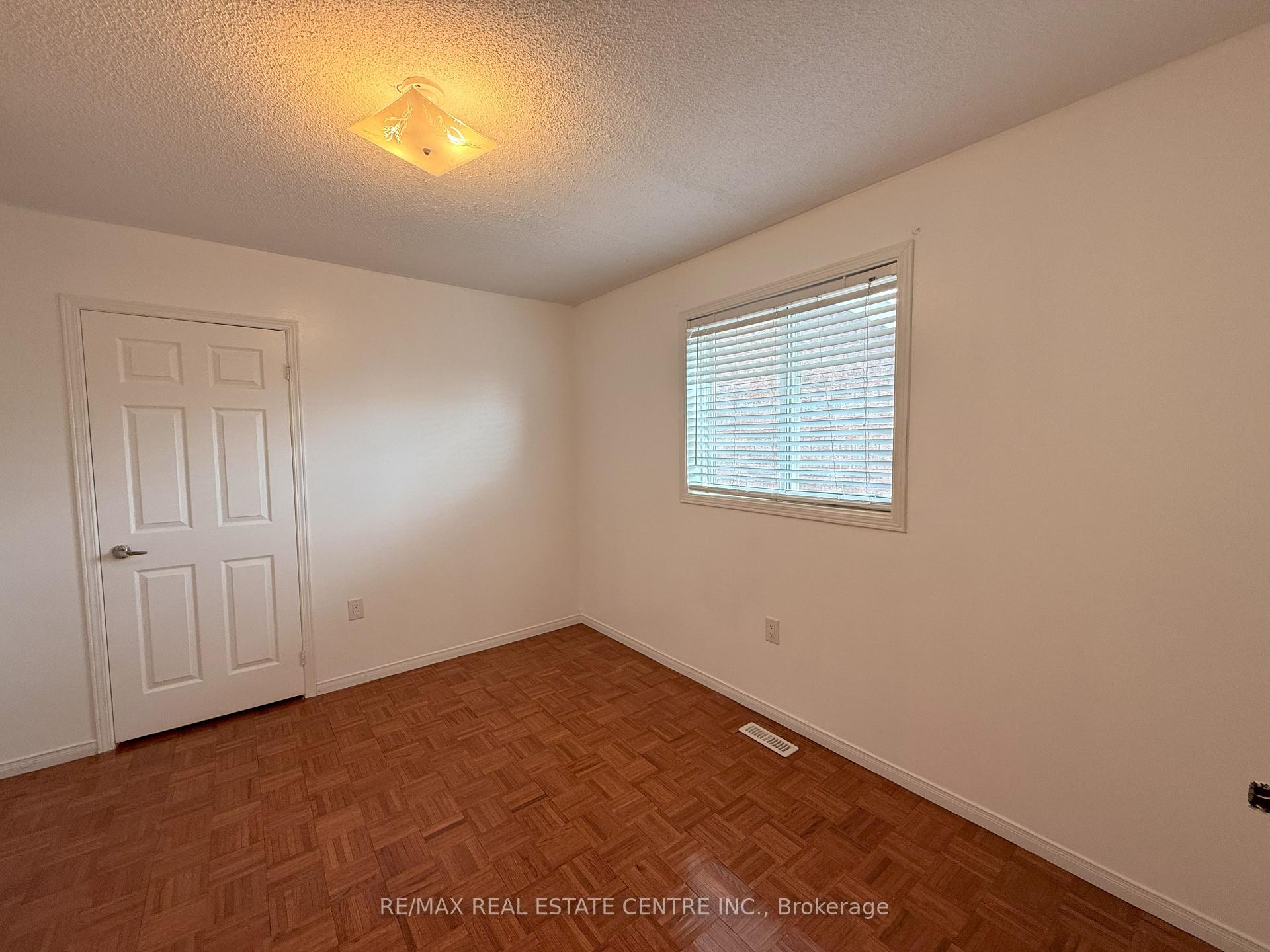 Photo 24 of 84 Creditstone Road, Brampton, Fletcher's Creek South — HOMEH