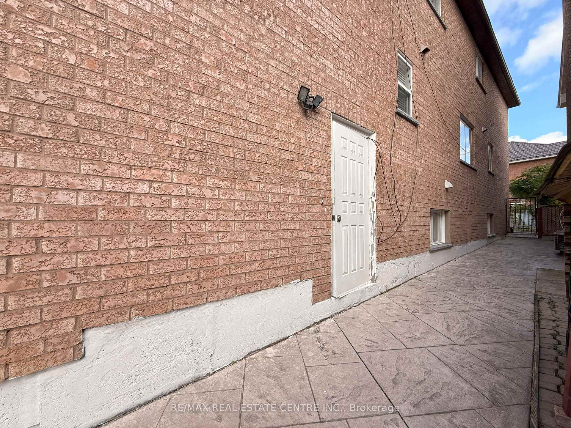 Photo 28 of 84 Creditstone Road, Brampton, Fletcher's Creek South — HOMEH