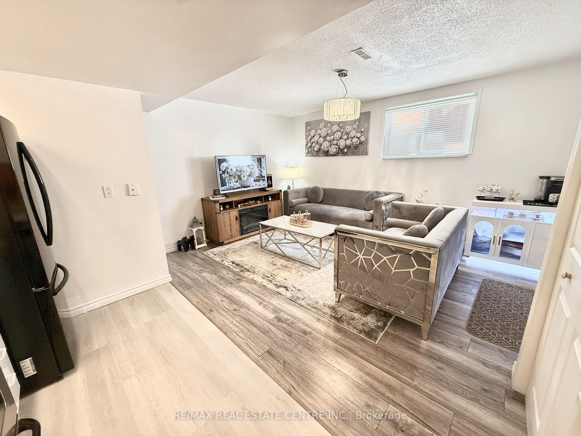 Photo 31 of 84 Creditstone Road, Brampton, Fletcher's Creek South — HOMEH