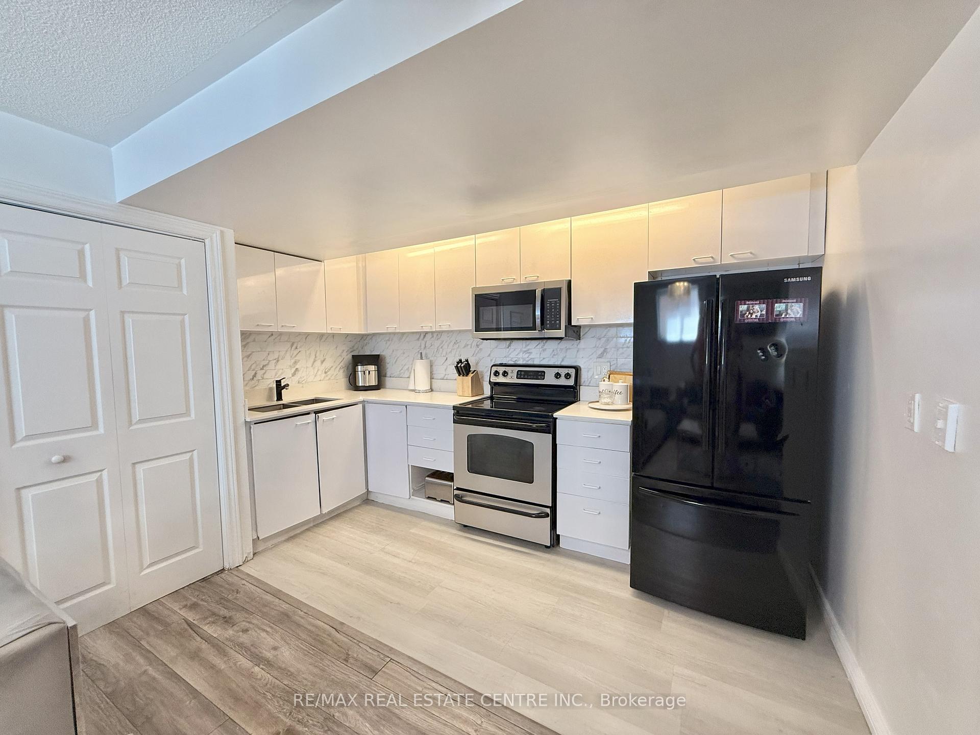 Photo 36 of 84 Creditstone Road, Brampton, Fletcher's Creek South — HOMEH