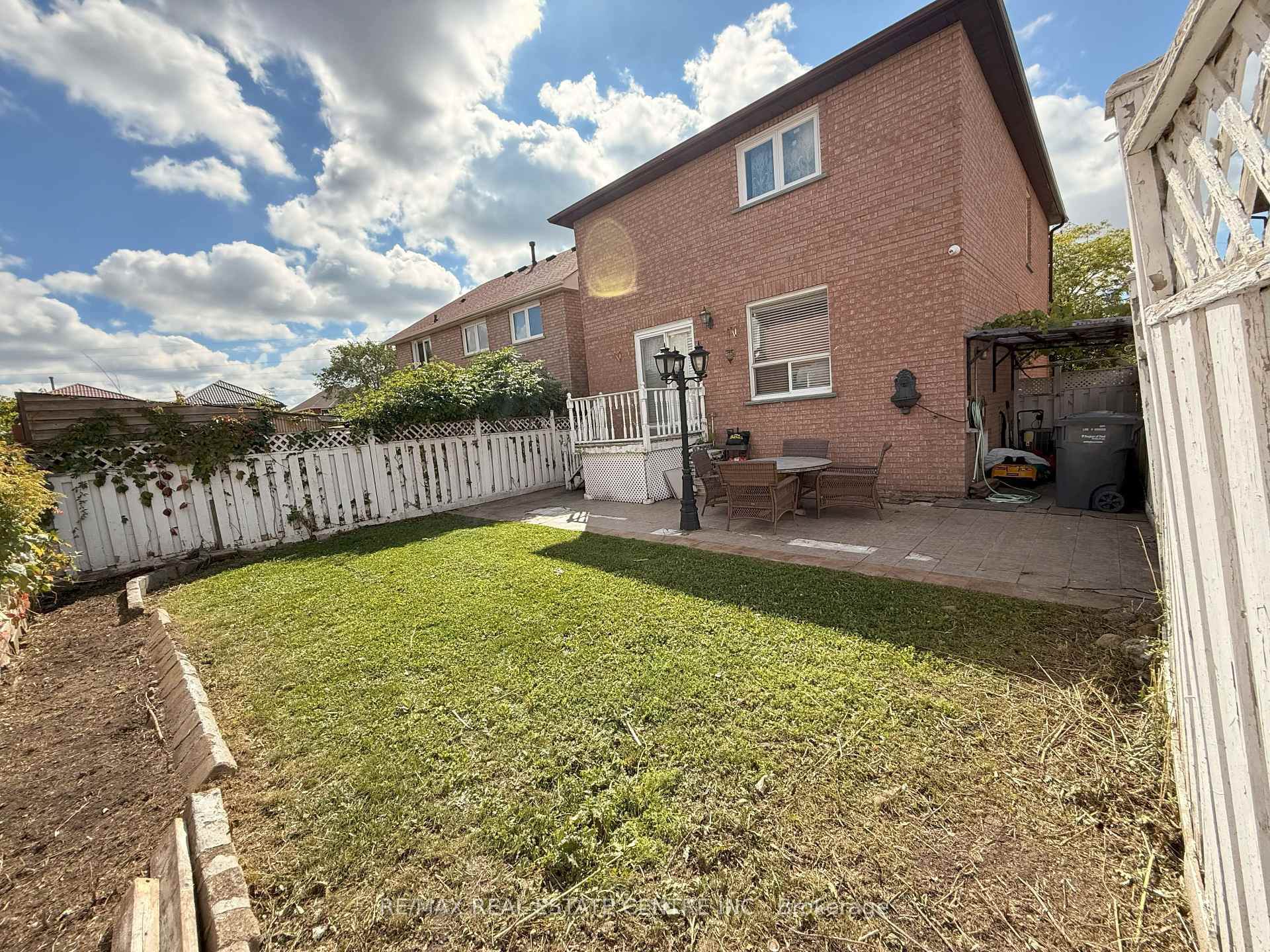 Photo 43 of 84 Creditstone Road, Brampton, Fletcher's Creek South — HOMEH