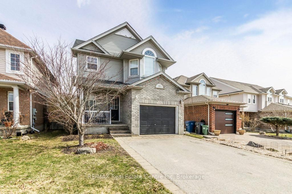 Photo 3 of 71 Milson Crescent, Guelph, Kortright Hills — HOMEH