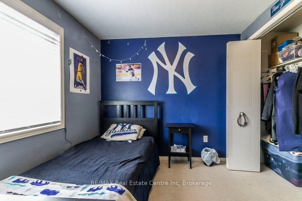 Photo 22 of 71 Milson Crescent, Guelph, Kortright Hills — HOMEH