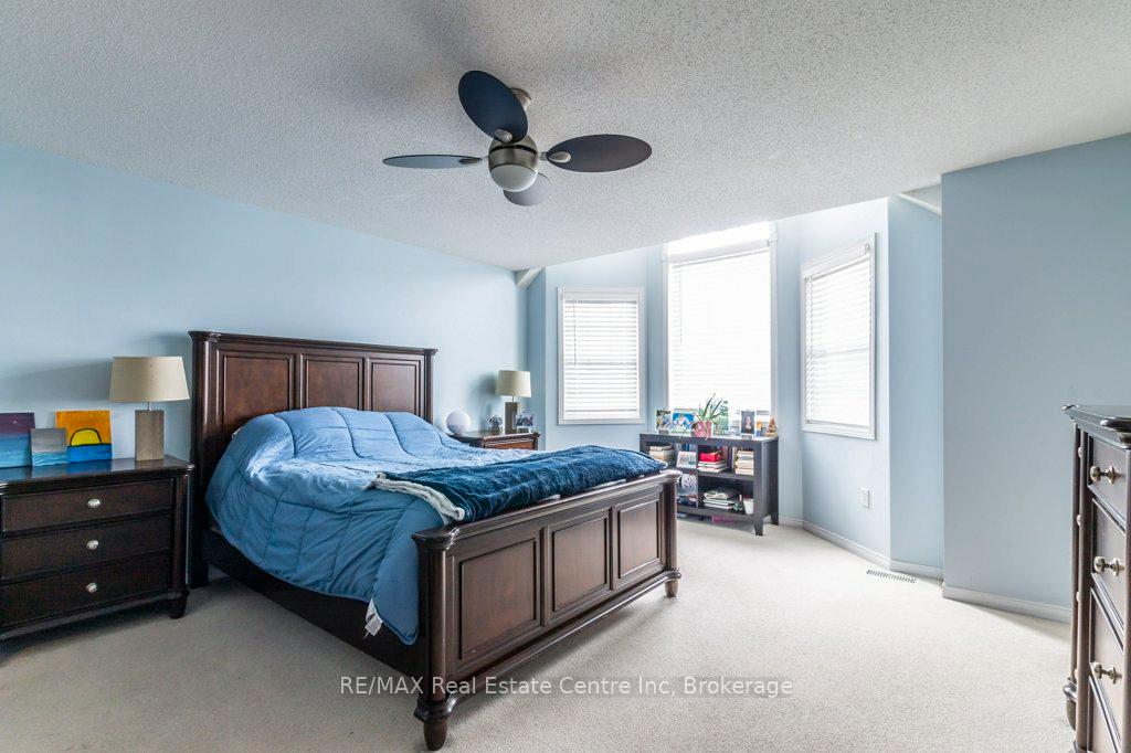 Photo 24 of 71 Milson Crescent, Guelph, Kortright Hills — HOMEH