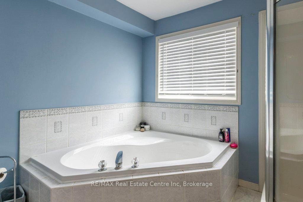 Photo 27 of 71 Milson Crescent, Guelph, Kortright Hills — HOMEH
