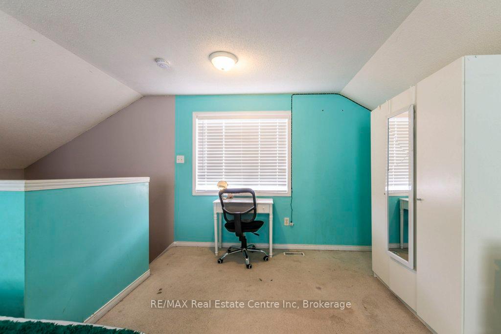 Photo 31 of 71 Milson Crescent, Guelph, Kortright Hills — HOMEH