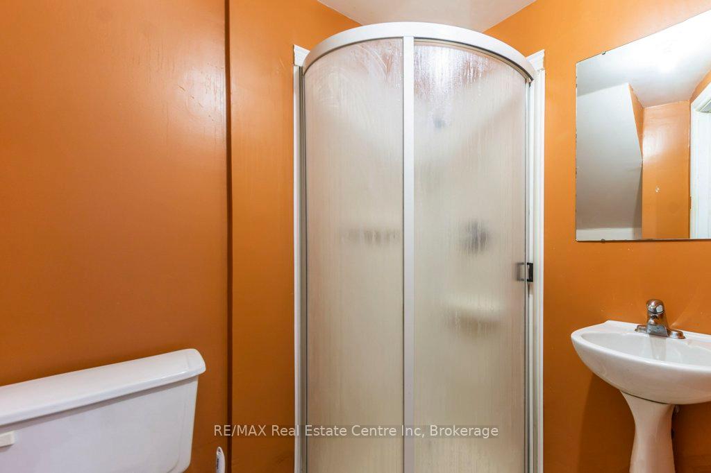 Photo 35 of 71 Milson Crescent, Guelph, Kortright Hills — HOMEH