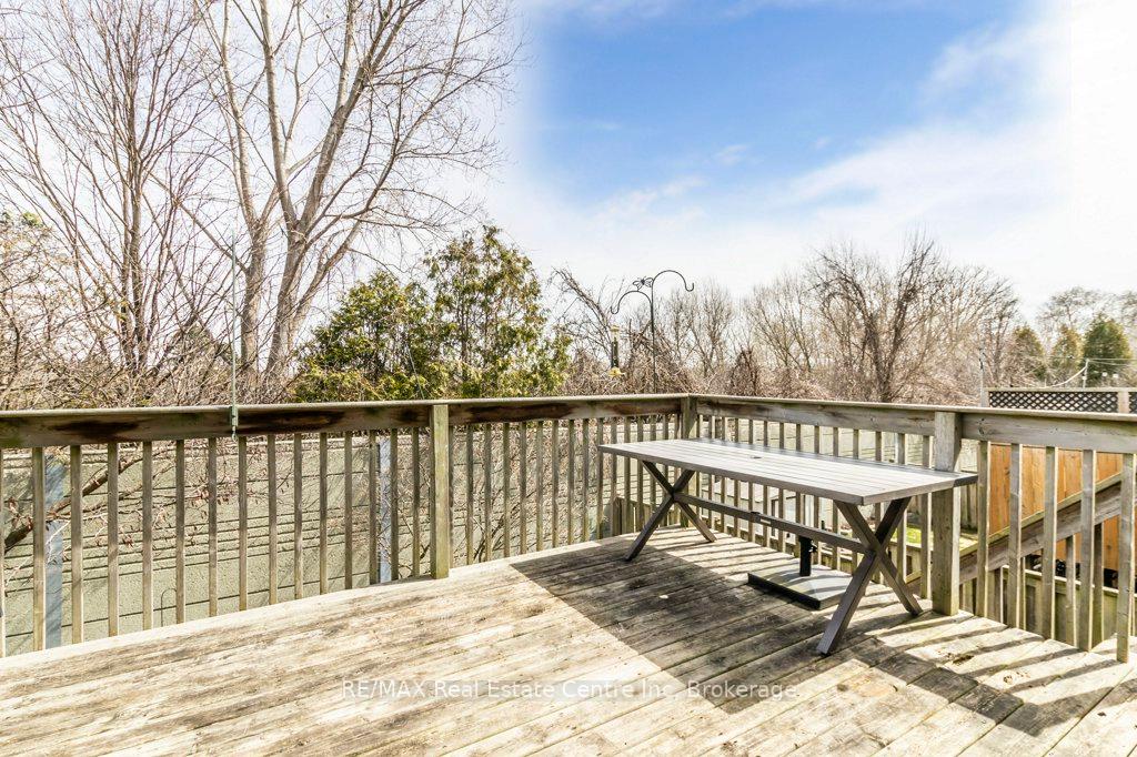 Photo 37 of 71 Milson Crescent, Guelph, Kortright Hills — HOMEH