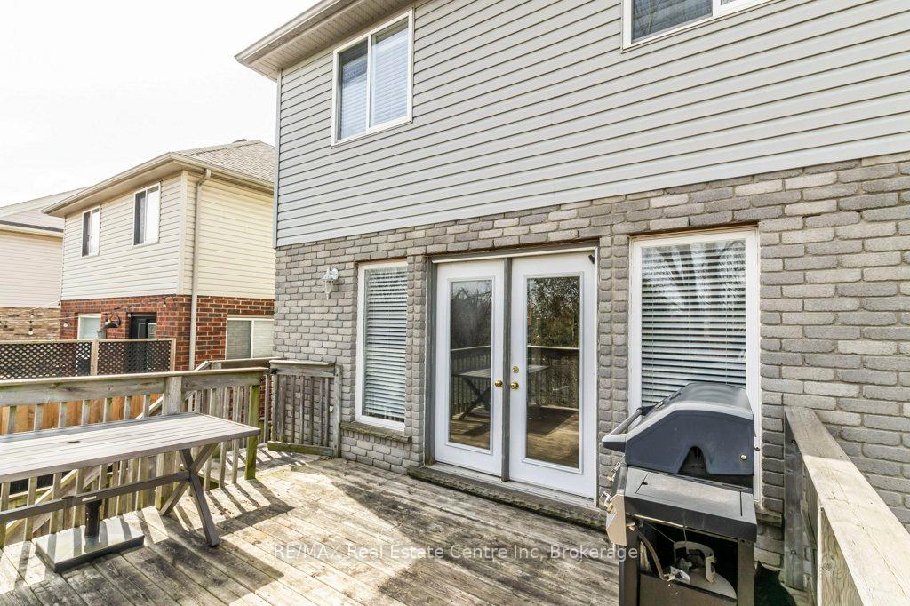 Photo 43 of 71 Milson Crescent, Guelph, Kortright Hills — HOMEH