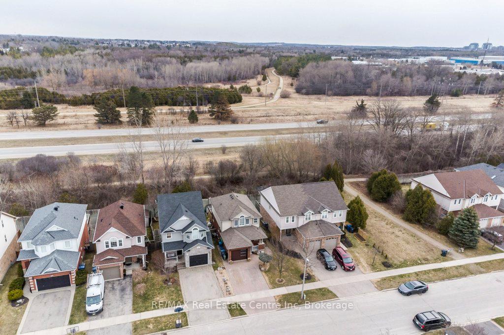 Photo 46 of 71 Milson Crescent, Guelph, Kortright Hills — HOMEH