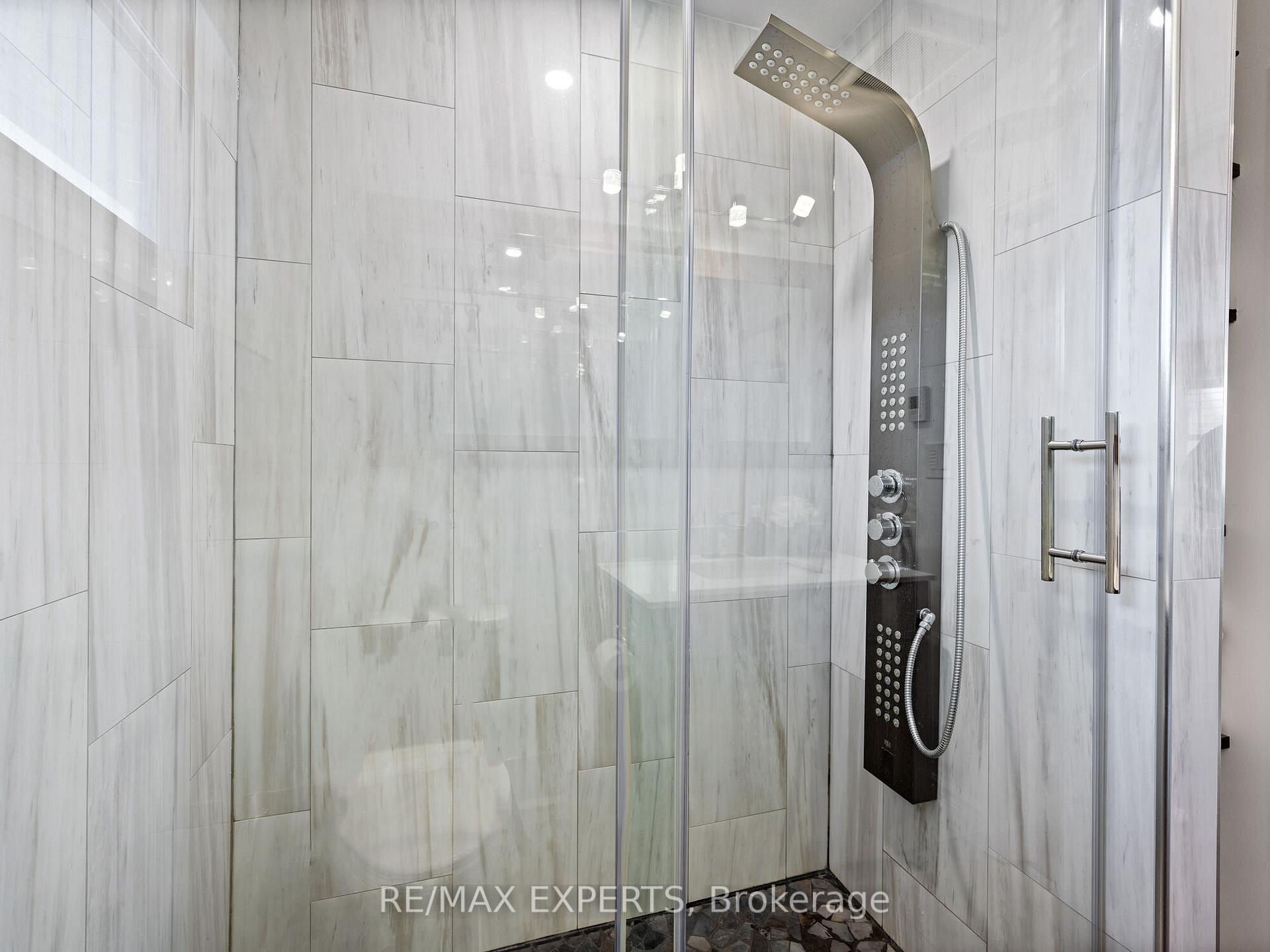 Photo 27 of 135 Martha Crescent, Caledon, Bolton West — HOMEH