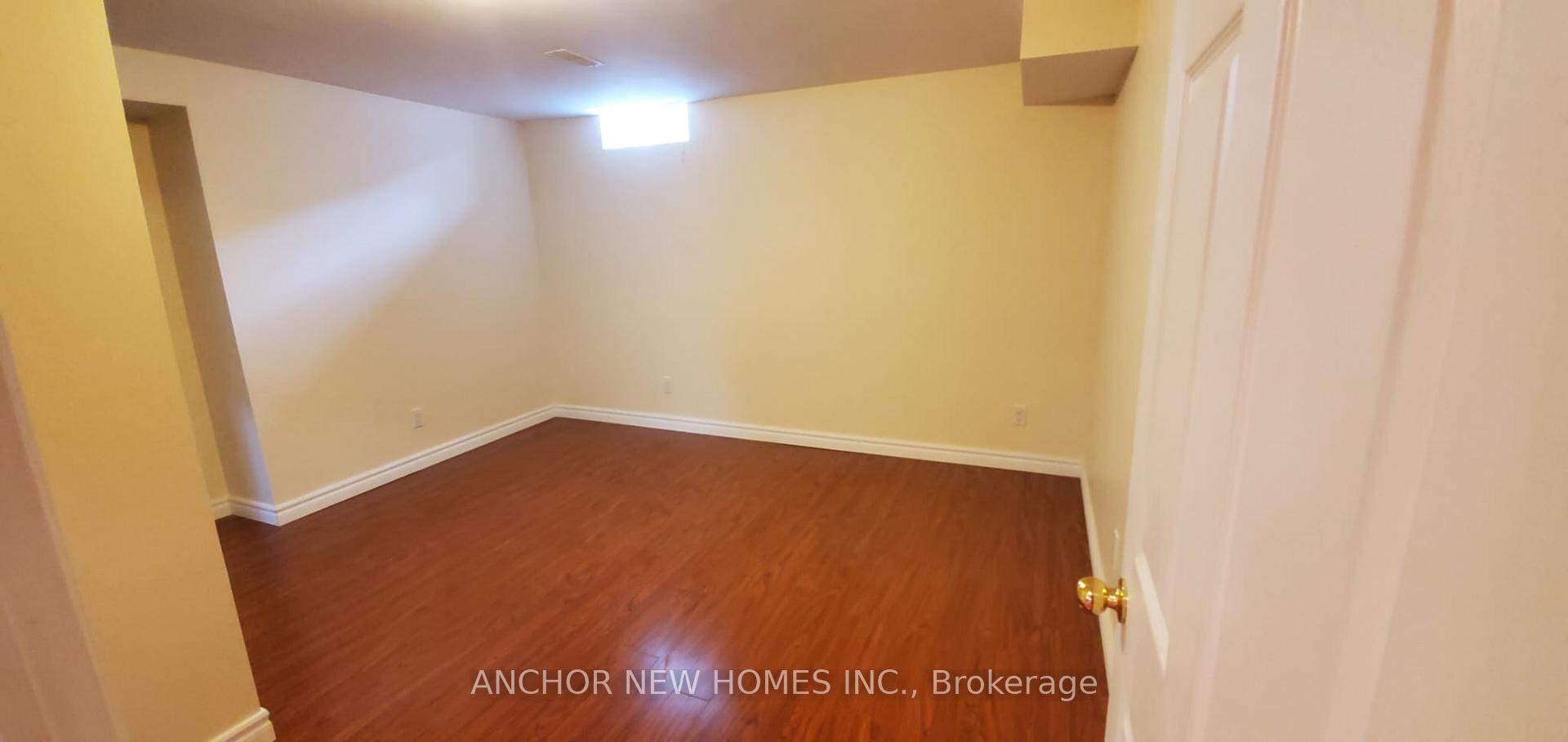 Photo 12 of 4 Dovehaven Crescent, Brampton, Bram East — HOMEH
