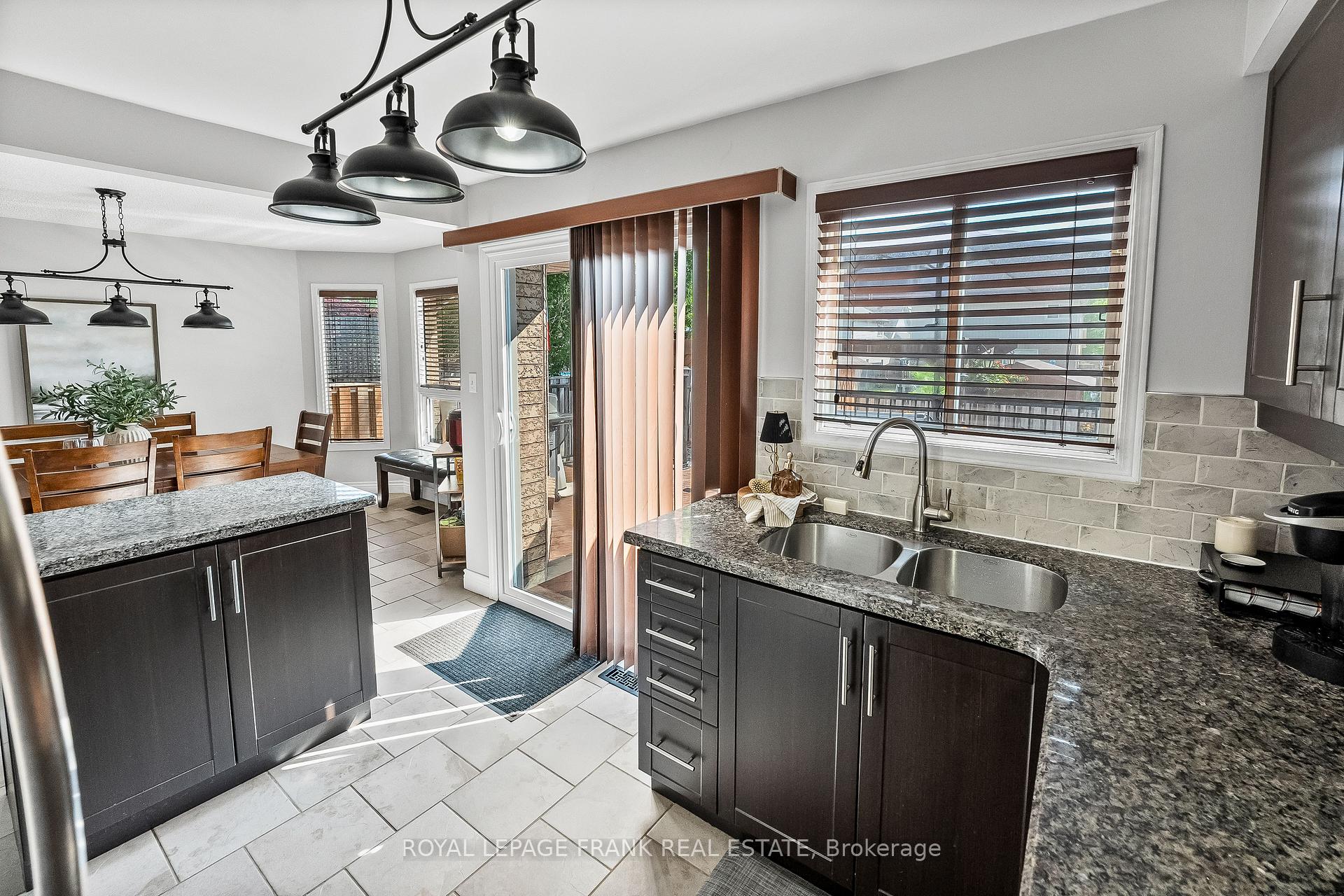 Photo 10 of 42 Mann Street, Clarington, Bowmanville — HOMEH
