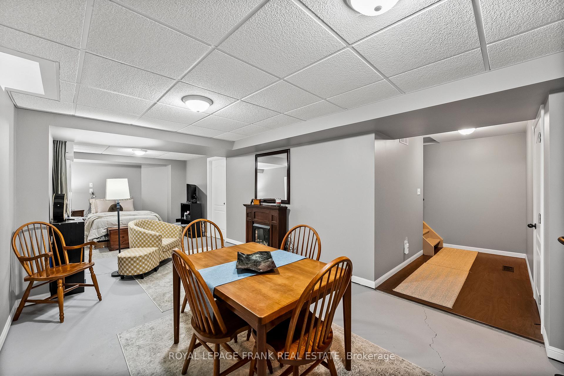 Photo 21 of 42 Mann Street, Clarington, Bowmanville — HOMEH