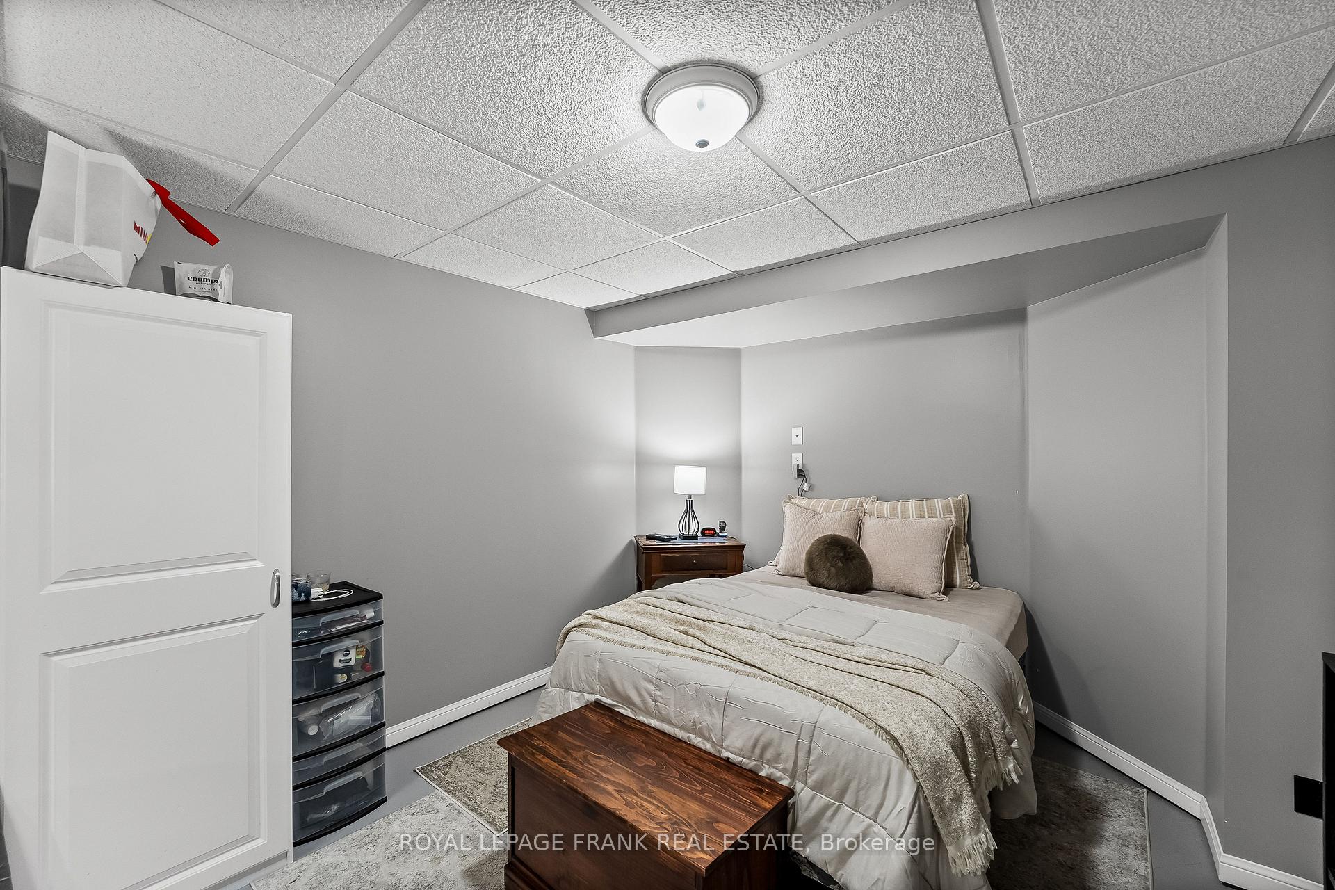 Photo 22 of 42 Mann Street, Clarington, Bowmanville — HOMEH