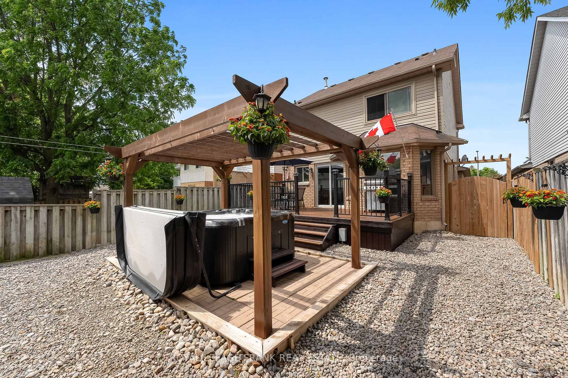 Photo 29 of 42 Mann Street, Clarington, Bowmanville — HOMEH