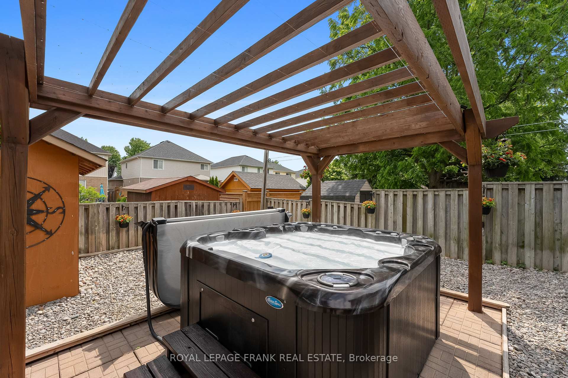 Photo 31 of 42 Mann Street, Clarington, Bowmanville — HOMEH