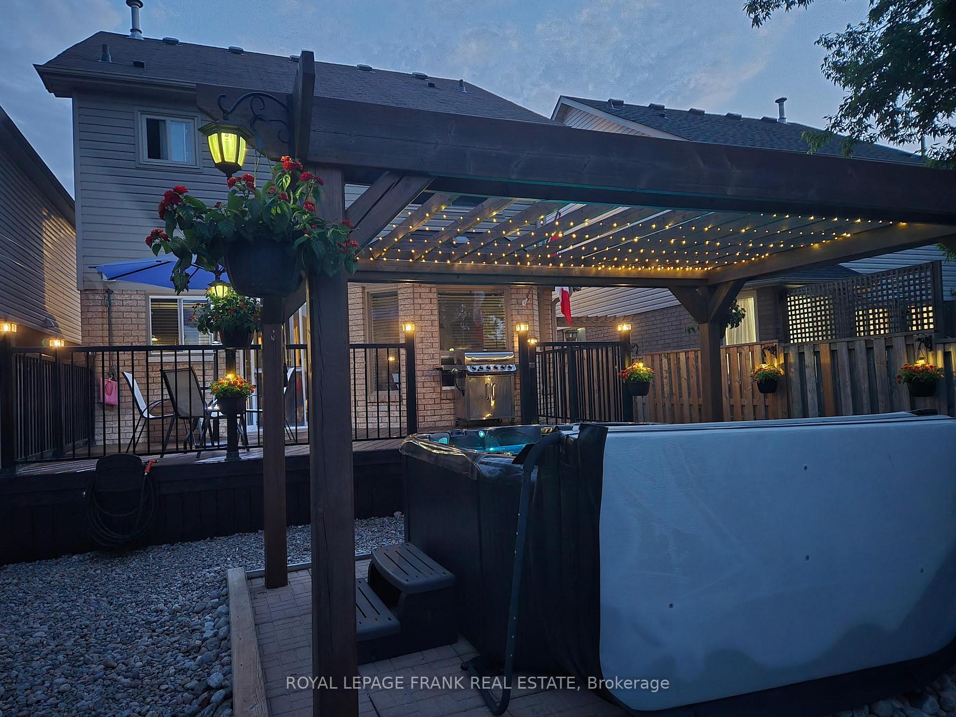 Photo 41 of 42 Mann Street, Clarington, Bowmanville — HOMEH